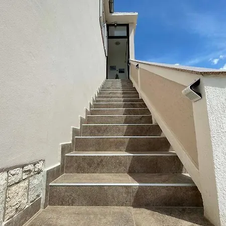House Stojakovic * Banjol