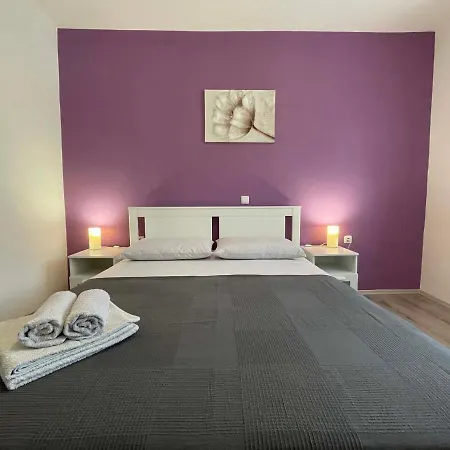 House Stojakovic Apartamento *