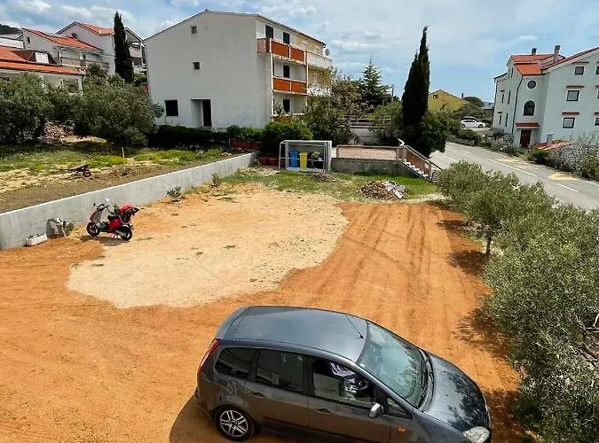 House Stojakovic