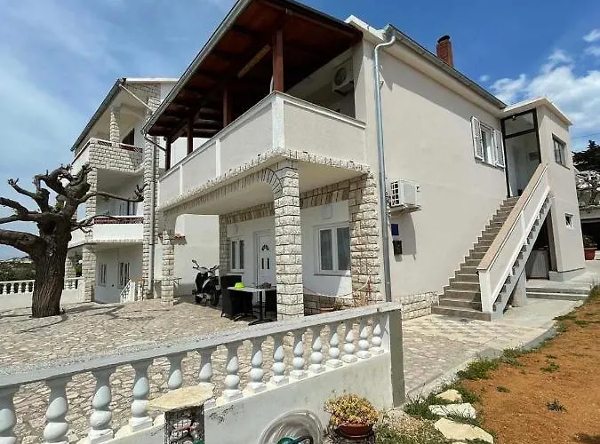 Apartment House Stojakovic Banjol