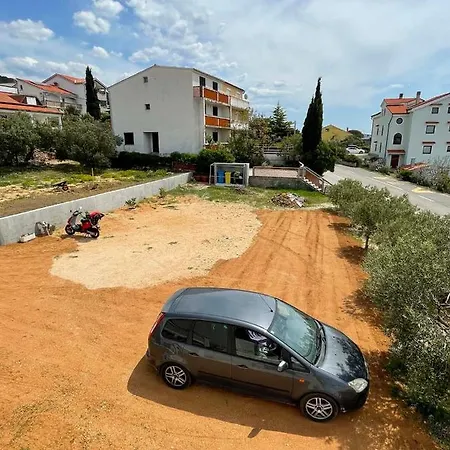 House Stojakovic