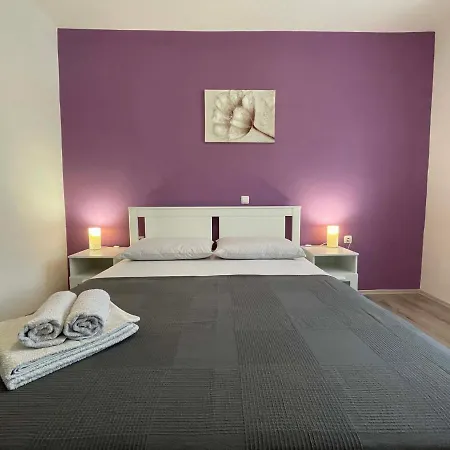 House Stojakovic Apartment *