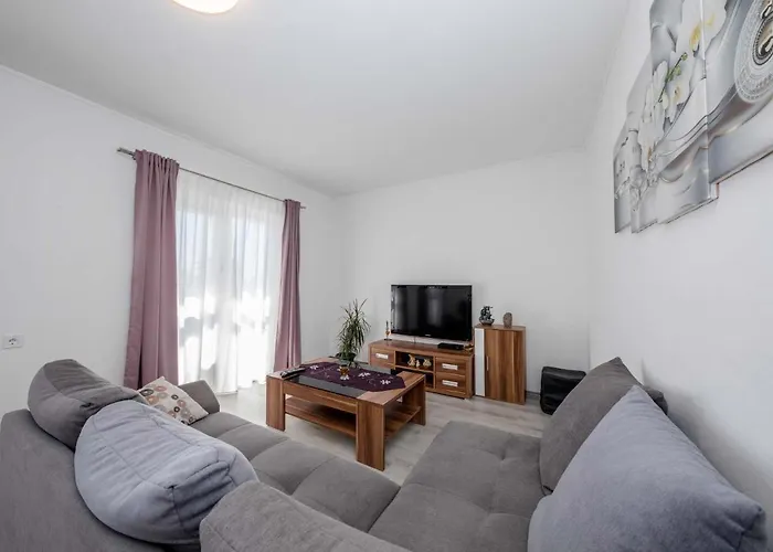 House Stojakovic アパート Banjol