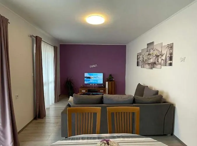 House Stojakovic アパート Banjol